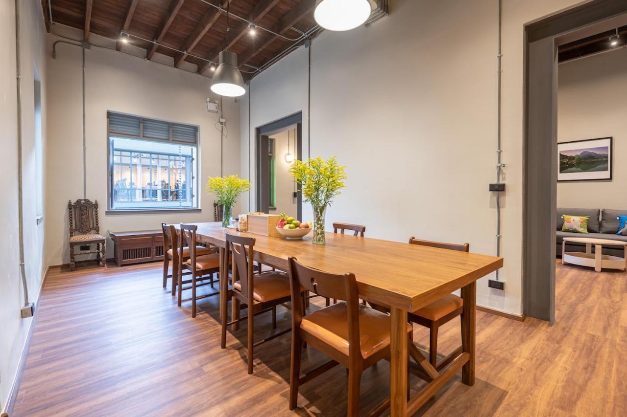 צ'יאנג מאי Alt Pingriver Coworking & Coliving Space מראה חיצוני תמונה