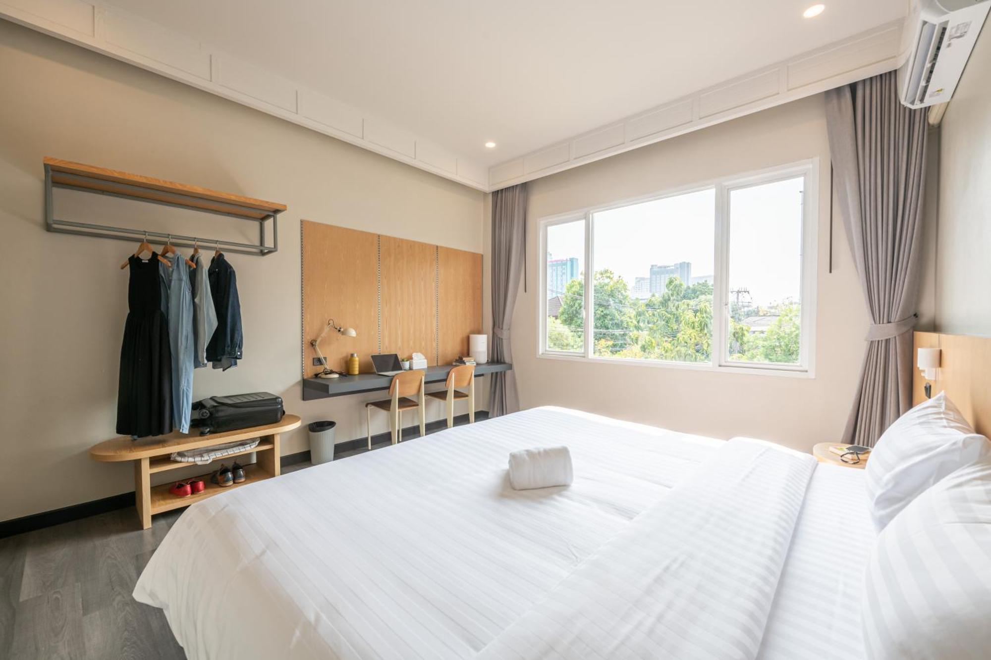 צ'יאנג מאי Alt Pingriver Coworking & Coliving Space מראה חיצוני תמונה